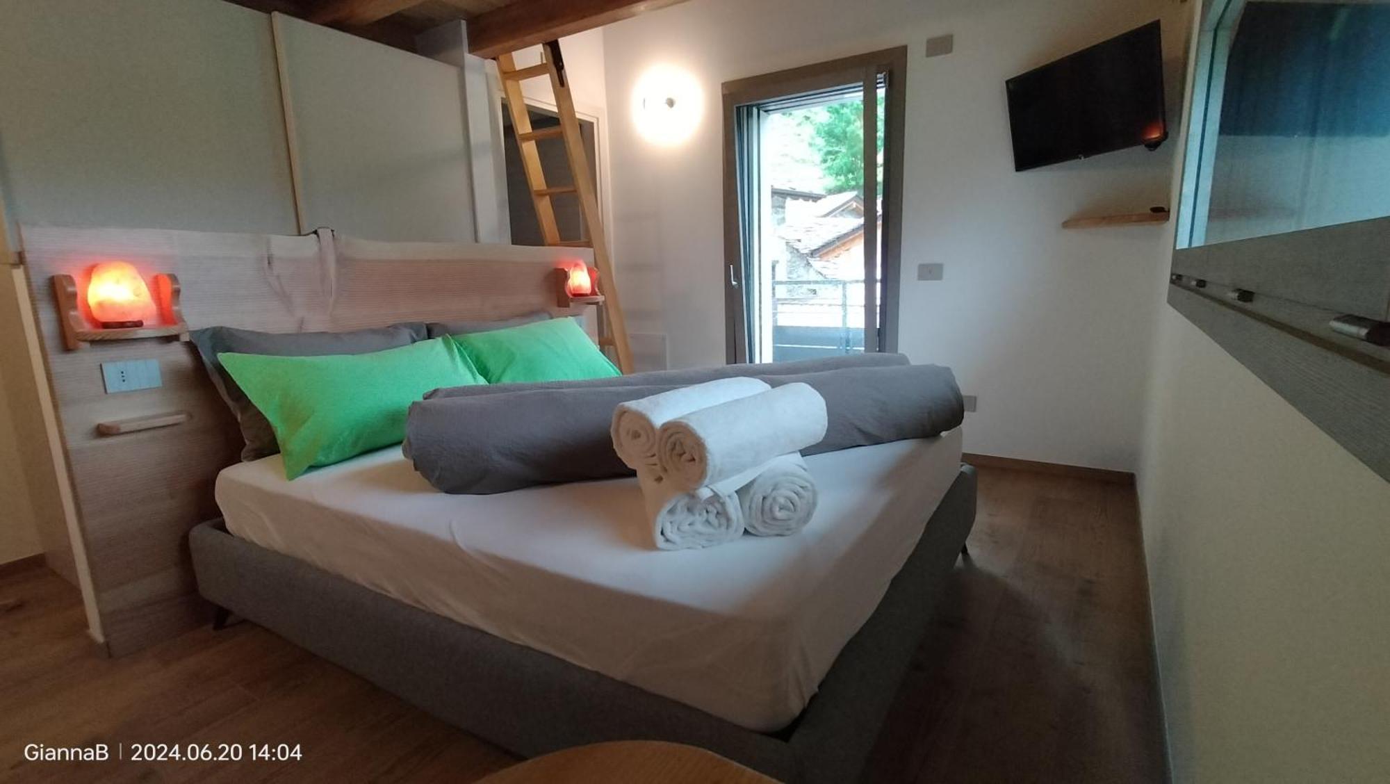 Bed and Breakfast Beb Aria Di Montagna Forcola Camera foto