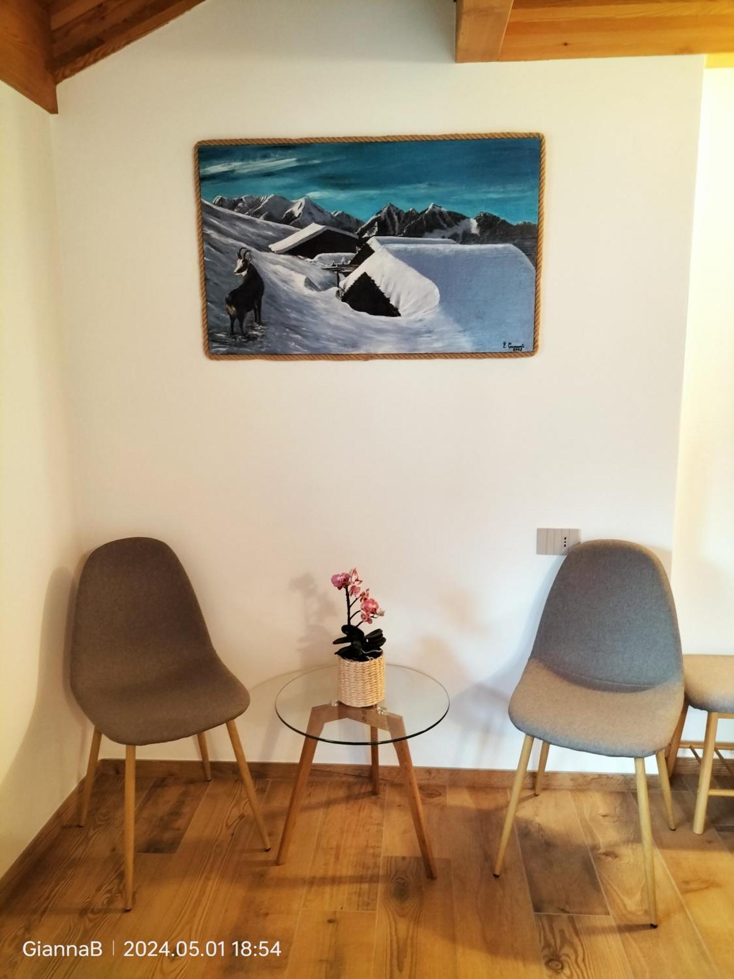 Bed and Breakfast Beb Aria Di Montagna Forcola Esterno foto