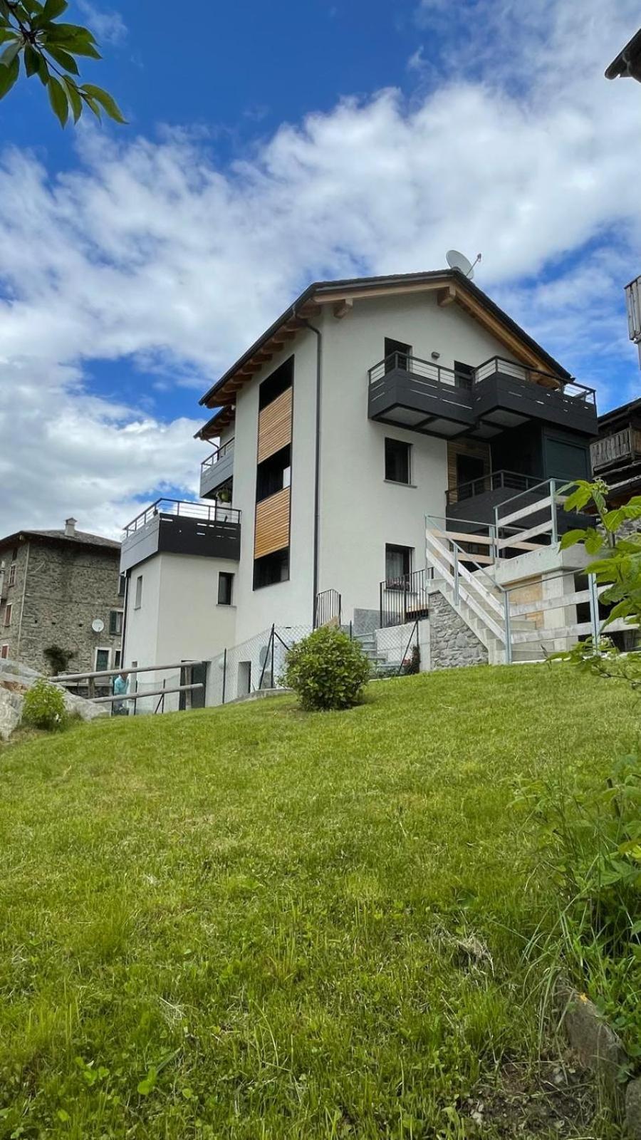 Bed and Breakfast Beb Aria Di Montagna Forcola Esterno foto