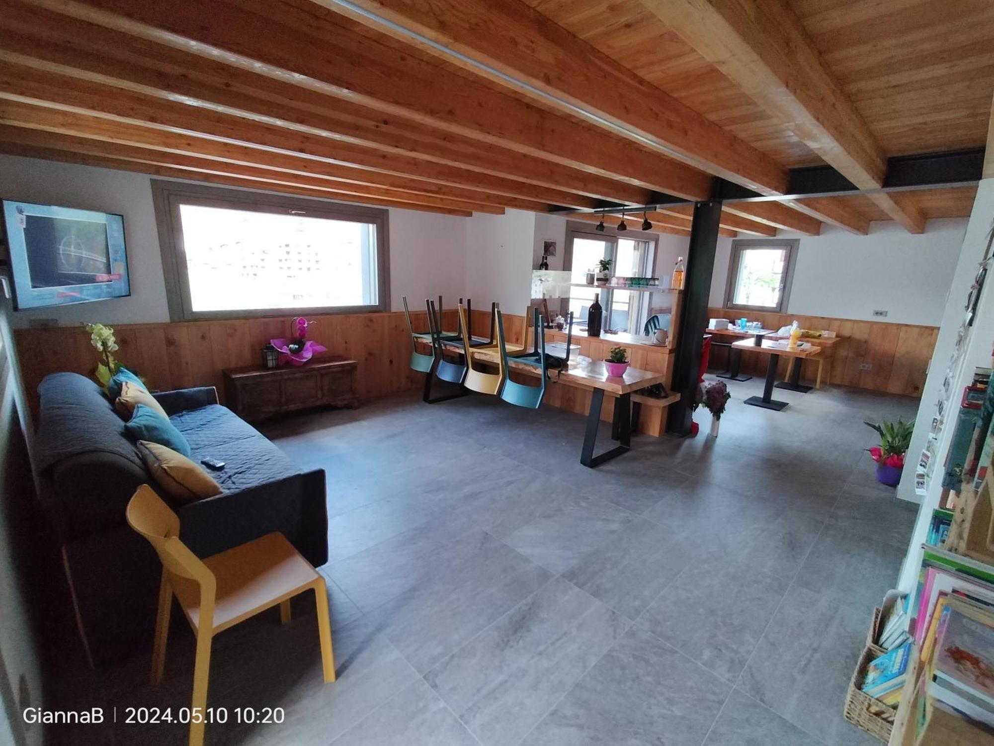 Bed and Breakfast Beb Aria Di Montagna Forcola Esterno foto