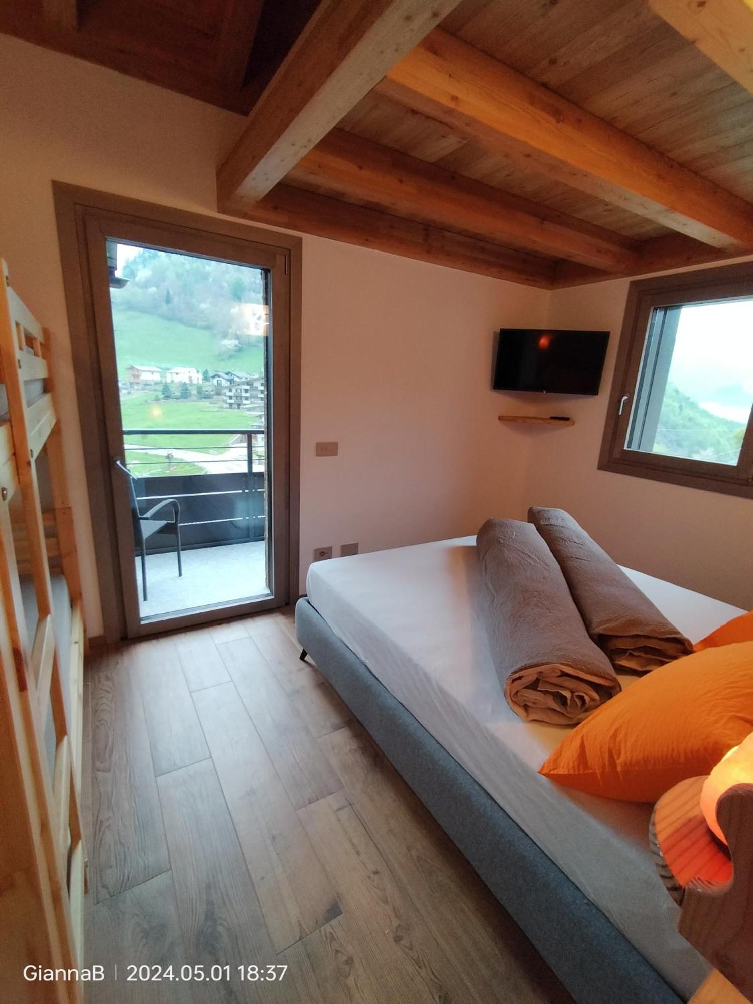 Bed and Breakfast Beb Aria Di Montagna Forcola Esterno foto